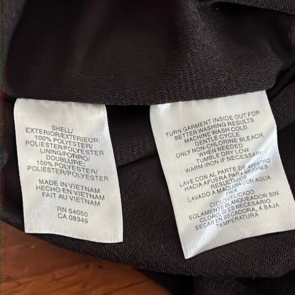 Jones Wear Purple & Black Snakeskin Print Knit Top Blouse Woman Size Medium - Picture 7 of 9